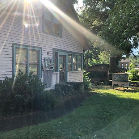פיג'ן פורג' Smokies Bed And Breakfast - Evergreen Cottage Inn מראה חיצוני תמונה