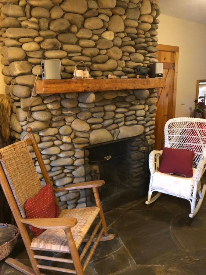 פיג'ן פורג' Smokies Bed And Breakfast - Evergreen Cottage Inn מראה חיצוני תמונה