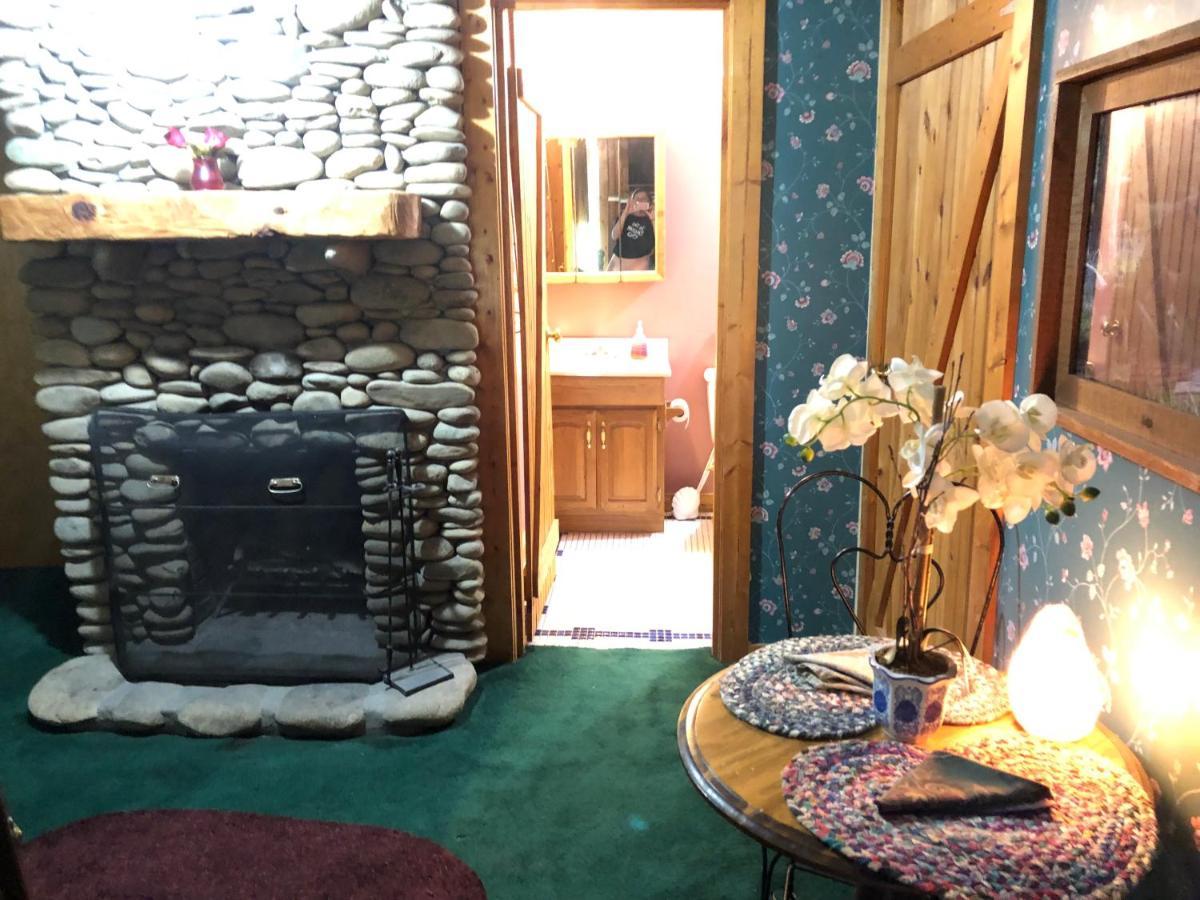 פיג'ן פורג' Smokies Bed And Breakfast - Evergreen Cottage Inn מראה חיצוני תמונה