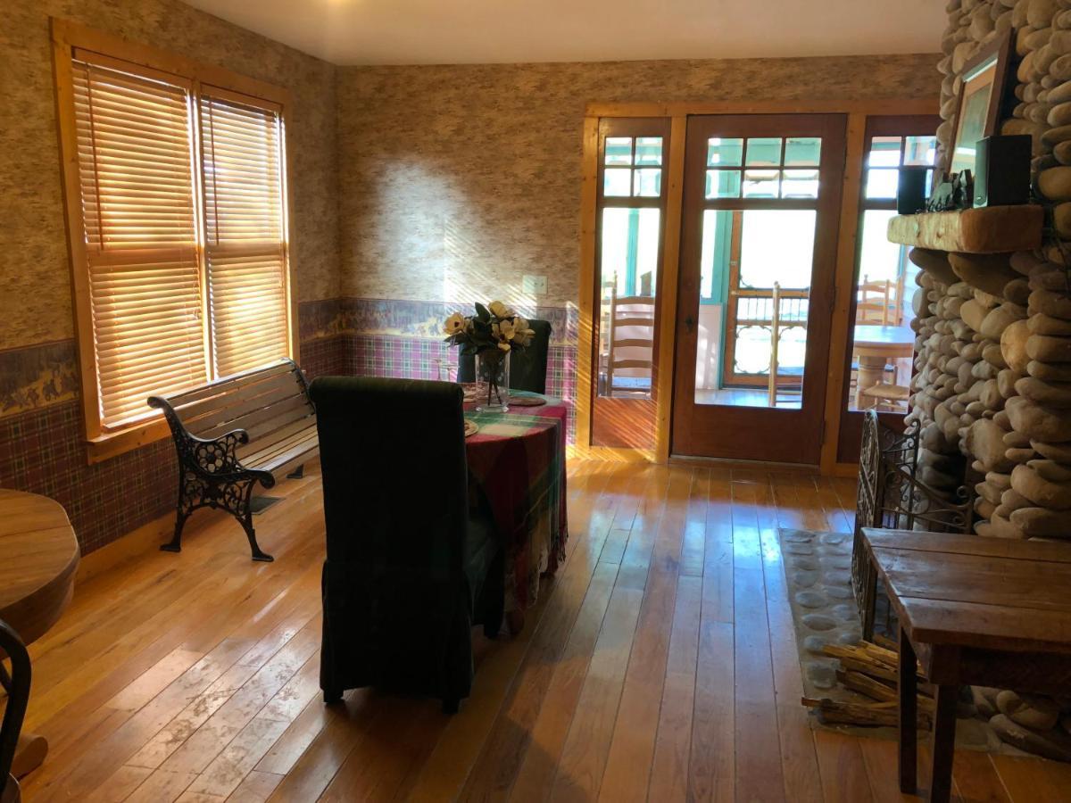 פיג'ן פורג' Smokies Bed And Breakfast - Evergreen Cottage Inn מראה חיצוני תמונה